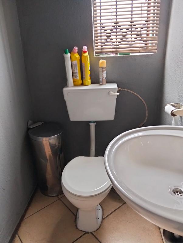 3 Bedroom Property for Sale in Clayville Gauteng