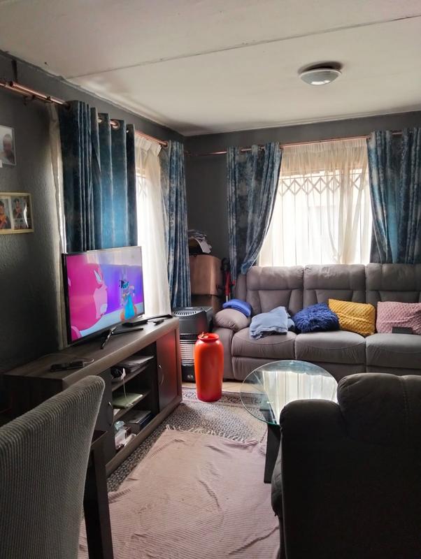 3 Bedroom Property for Sale in Clayville Gauteng
