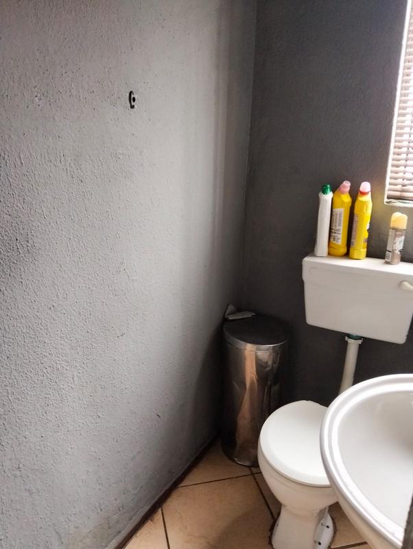 3 Bedroom Property for Sale in Clayville Gauteng