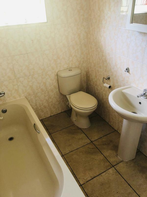 To Let 2 Bedroom Property for Rent in Northmead Gauteng