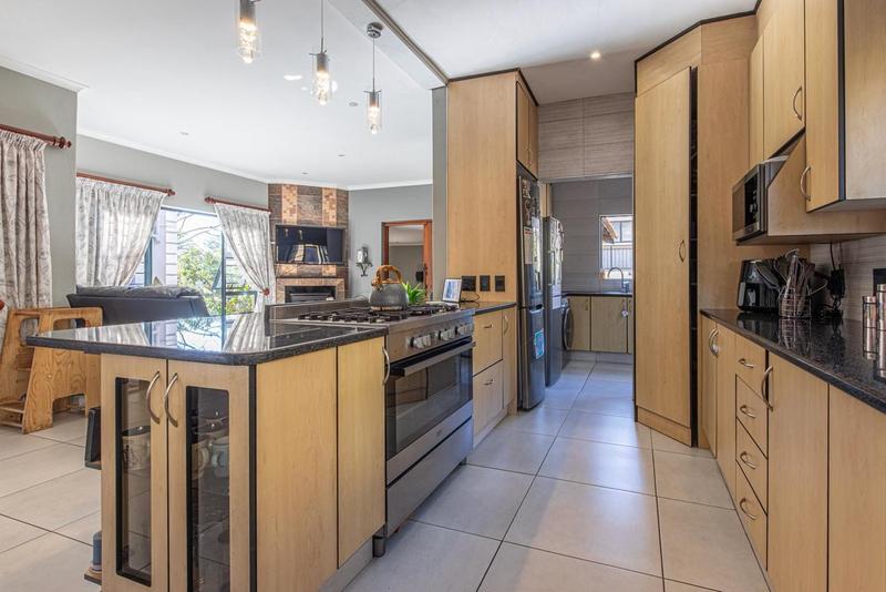3 Bedroom Property for Sale in Willowbrook Gauteng