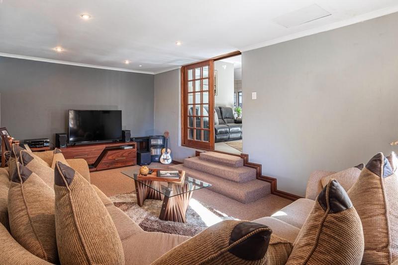 3 Bedroom Property for Sale in Willowbrook Gauteng