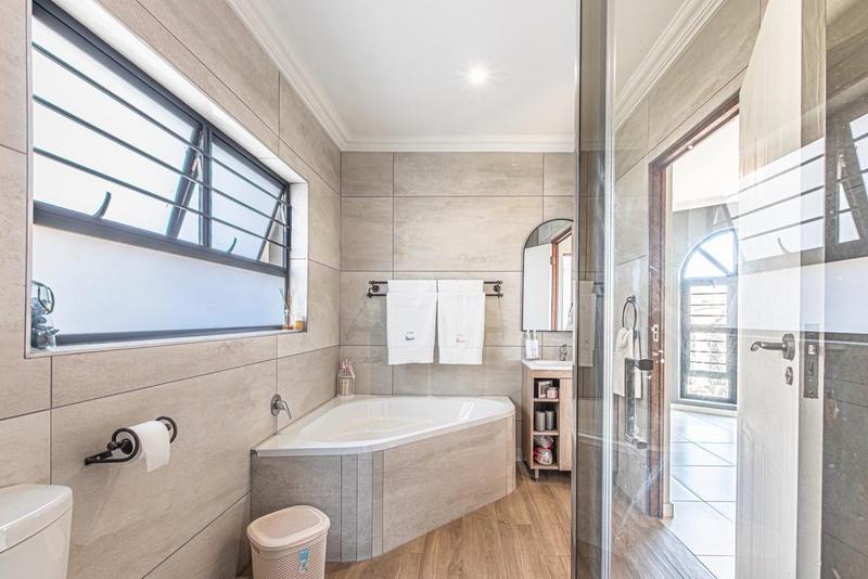 3 Bedroom Property for Sale in Willowbrook Gauteng