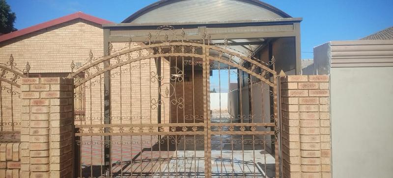 3 Bedroom Property for Sale in Dobsonville Ext 3 Gauteng