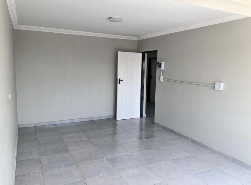 To Let 8 Bedroom Property for Rent in Klipspruit Gauteng