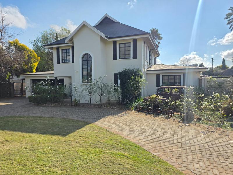 5 Bedroom Property for Sale in Golf Park Gauteng