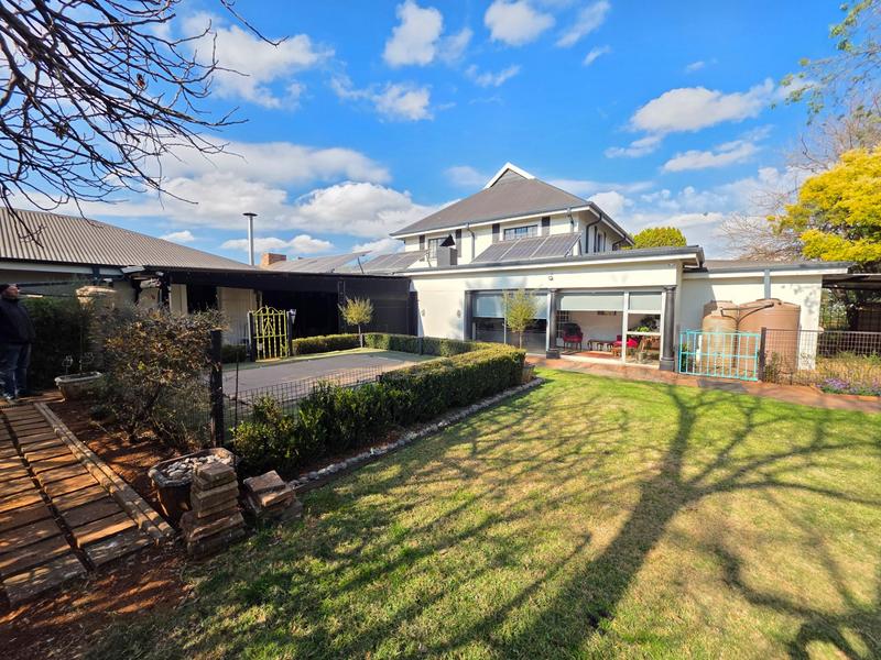 5 Bedroom Property for Sale in Golf Park Gauteng