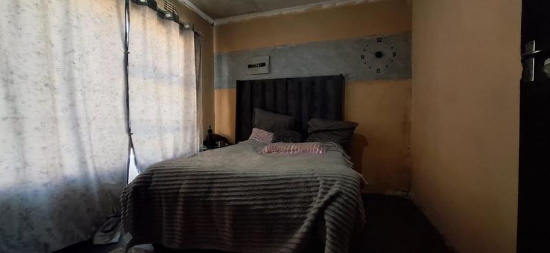 2 Bedroom Property for Sale in Tembisa Gauteng