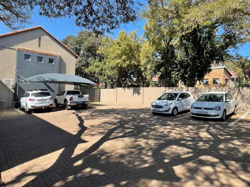 Commercial Property for Sale in Eldoraigne Gauteng