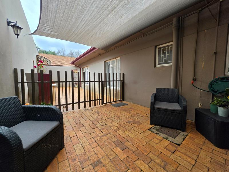 3 Bedroom Property for Sale in New Redruth Gauteng