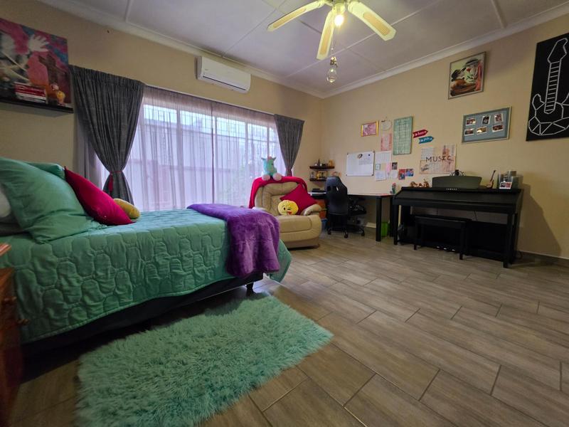 3 Bedroom Property for Sale in New Redruth Gauteng