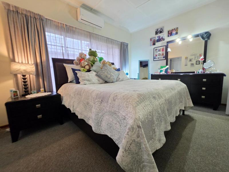 3 Bedroom Property for Sale in New Redruth Gauteng