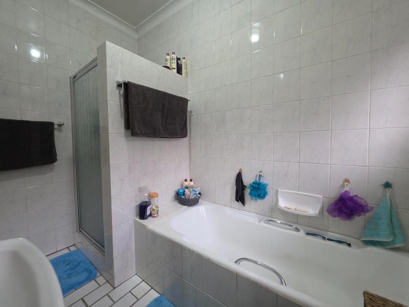 3 Bedroom Property for Sale in New Redruth Gauteng