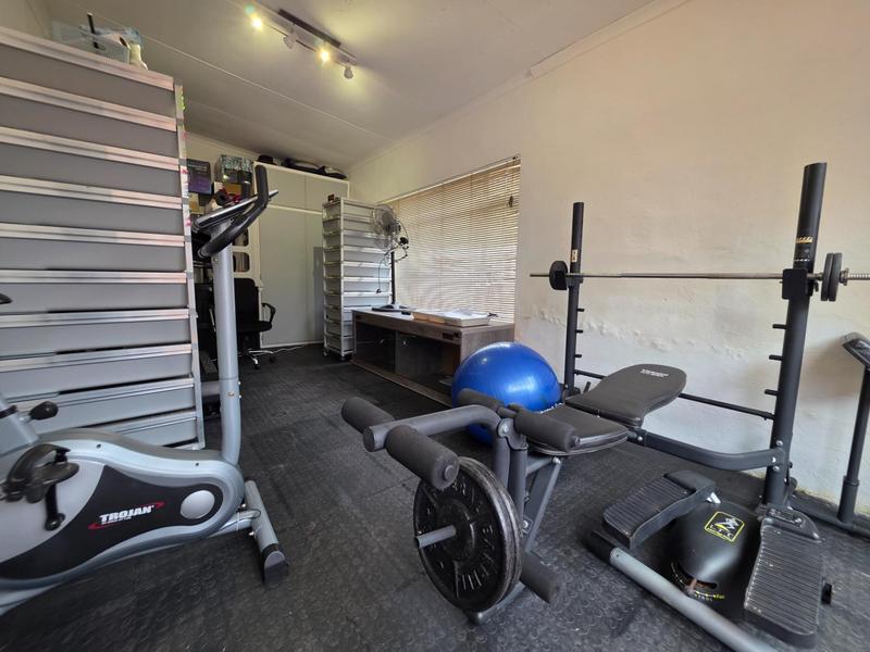 3 Bedroom Property for Sale in New Redruth Gauteng