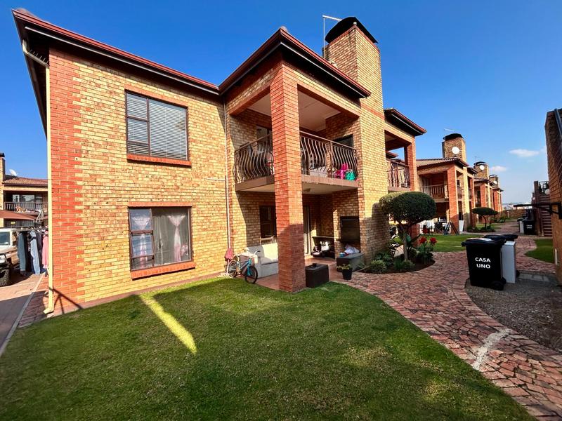 2 Bedroom Property for Sale in Dalpark Gauteng