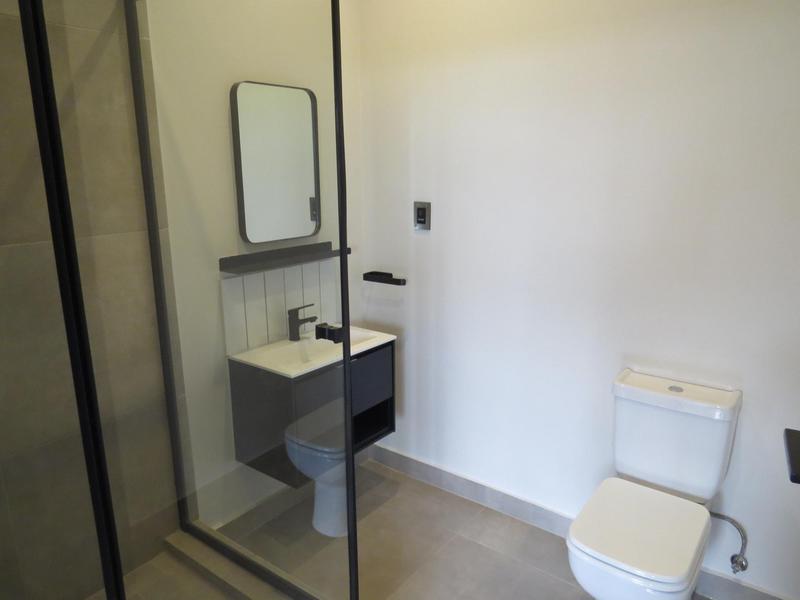 1 Bedroom Property for Sale in Sandton Central Gauteng
