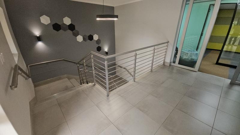 To Let Commercial Property for Rent in Vorna Valley Gauteng