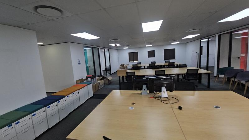 To Let Commercial Property for Rent in Vorna Valley Gauteng