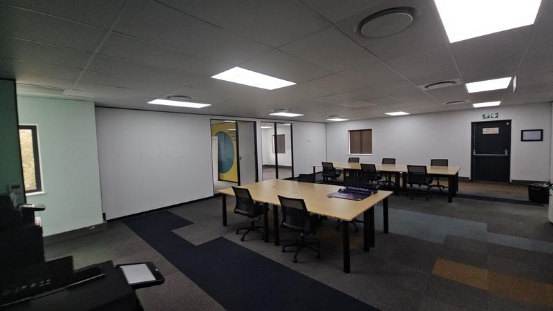 To Let Commercial Property for Rent in Vorna Valley Gauteng