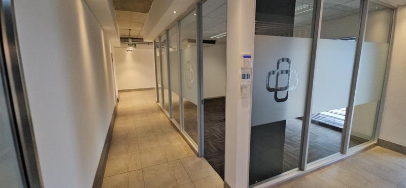 To Let Commercial Property for Rent in Vorna Valley Gauteng