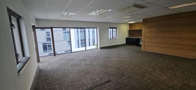 To Let Commercial Property for Rent in Vorna Valley Gauteng