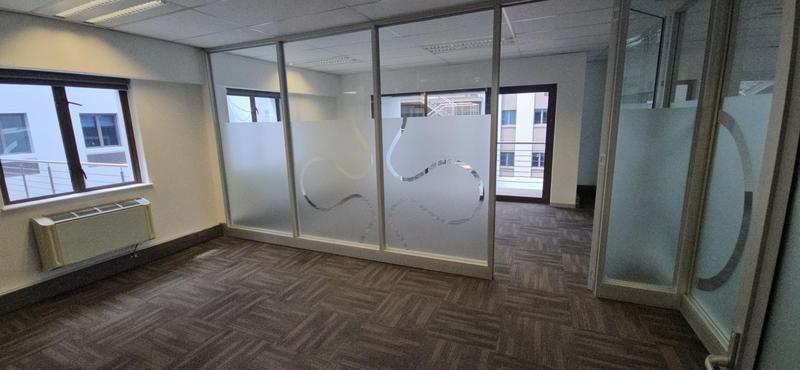 To Let Commercial Property for Rent in Vorna Valley Gauteng