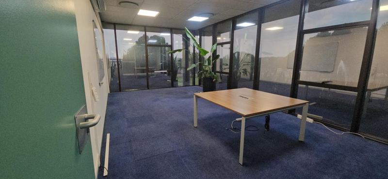 To Let Commercial Property for Rent in Randjespark Gauteng
