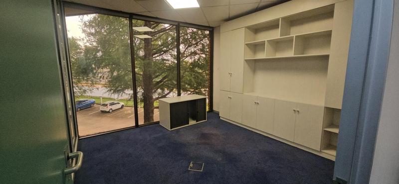 To Let Commercial Property for Rent in Randjespark Gauteng