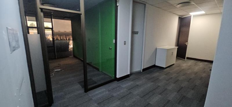 To Let Commercial Property for Rent in Randjespark Gauteng