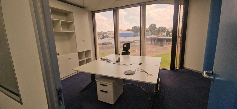 To Let Commercial Property for Rent in Randjespark Gauteng