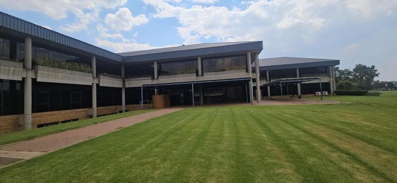 To Let Commercial Property for Rent in Randjespark Gauteng