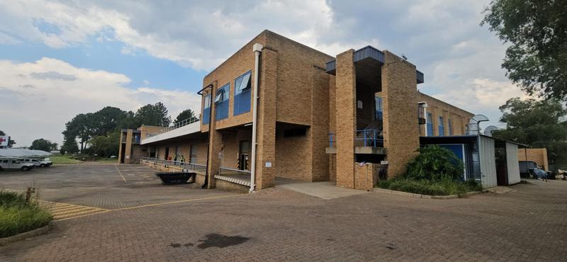 To Let Commercial Property for Rent in Randjespark Gauteng