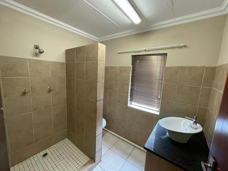 Commercial Property for Sale in Eldoraigne Gauteng