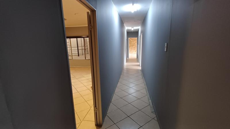 Commercial Property for Sale in Hennopspark Gauteng