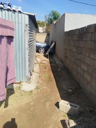 1 Bedroom Property for Sale in Olievenhoutbosch Gauteng