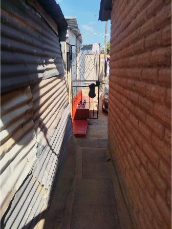 1 Bedroom Property for Sale in Olievenhoutbosch Gauteng