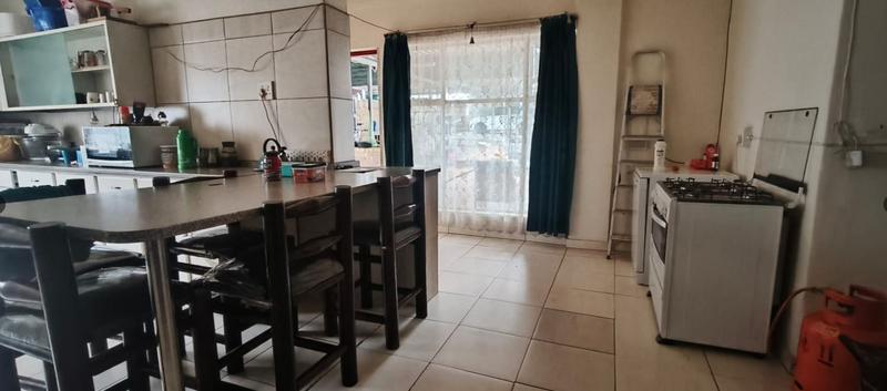 3 Bedroom Property for Sale in Mountain View Gauteng