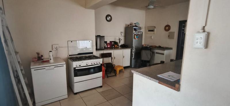 3 Bedroom Property for Sale in Mountain View Gauteng