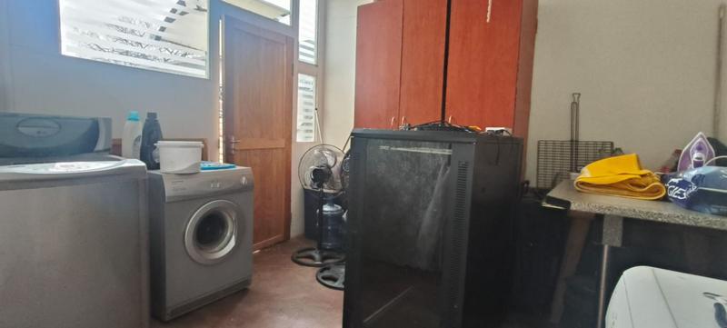 3 Bedroom Property for Sale in Mountain View Gauteng