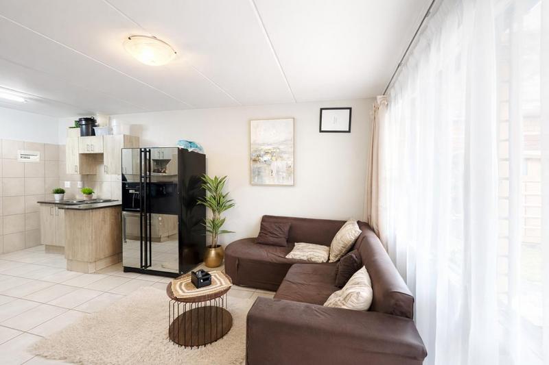 2 Bedroom Property for Sale in Montana Tuine Gauteng