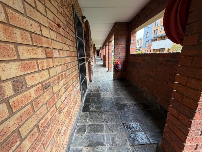 2 Bedroom Property for Sale in Montana Tuine Gauteng