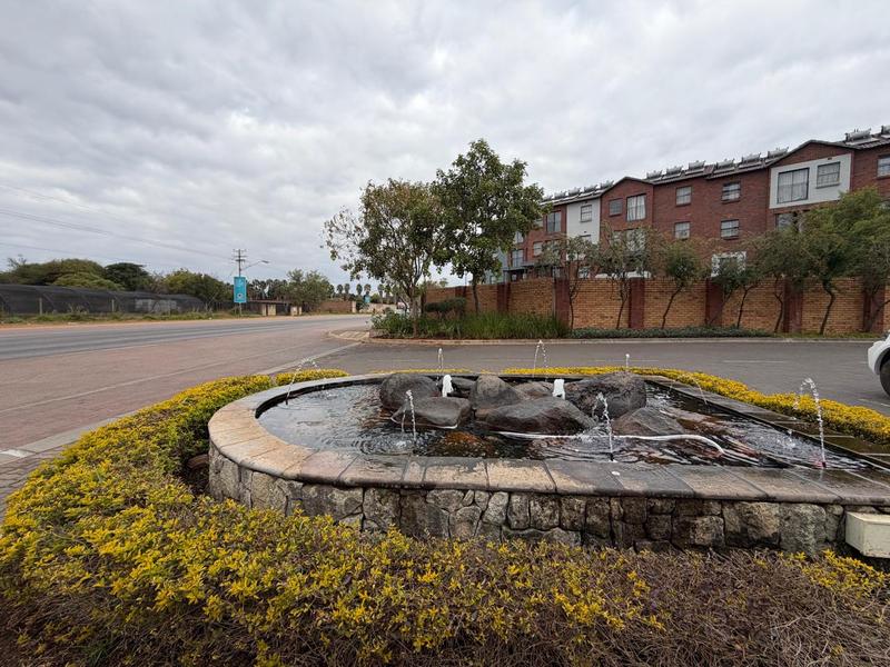 2 Bedroom Property for Sale in Montana Tuine Gauteng