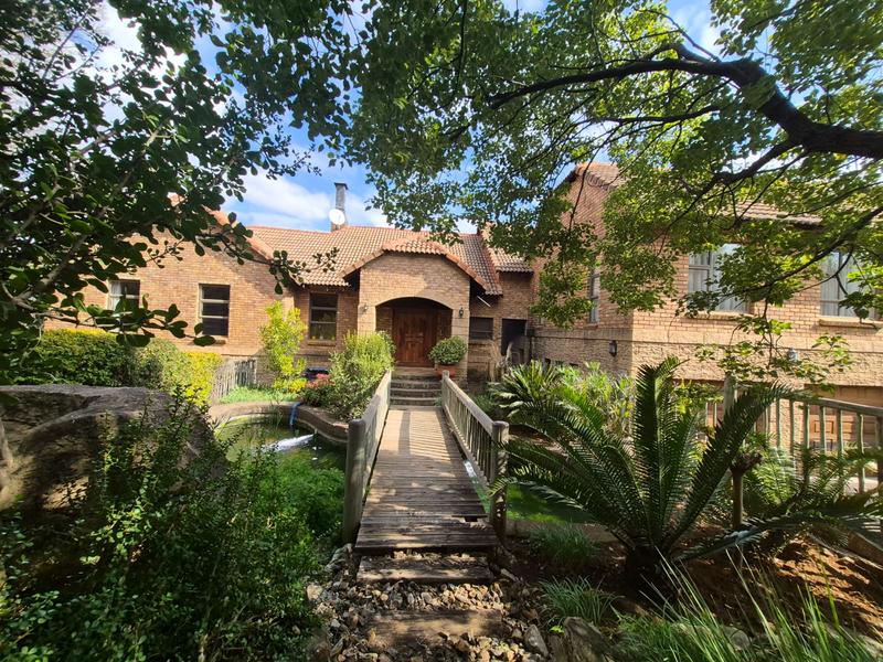 5 Bedroom Property for Sale in Cornwall Hill Gauteng
