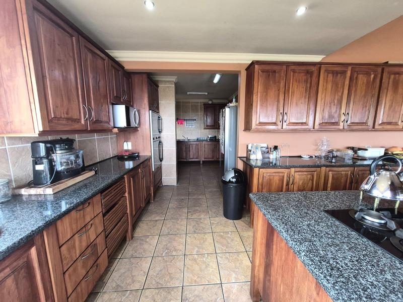 5 Bedroom Property for Sale in Cornwall Hill Gauteng