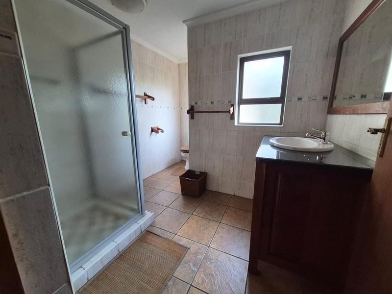 5 Bedroom Property for Sale in Cornwall Hill Gauteng
