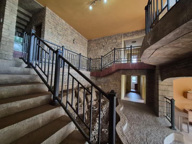 5 Bedroom Property for Sale in Cornwall Hill Gauteng