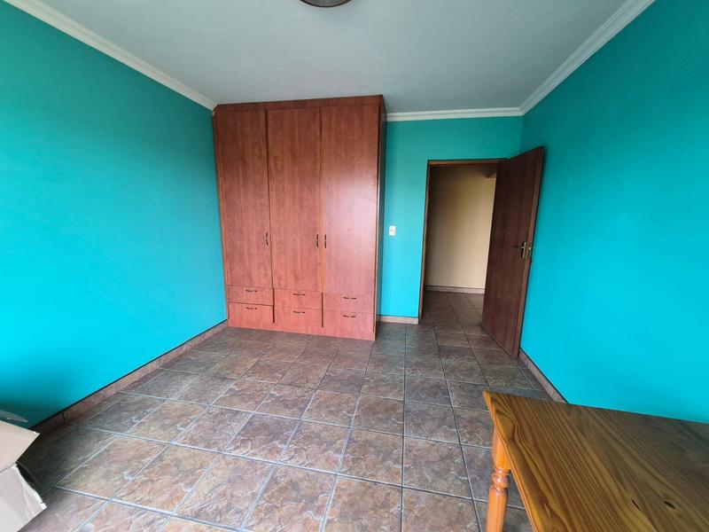 5 Bedroom Property for Sale in Cornwall Hill Gauteng