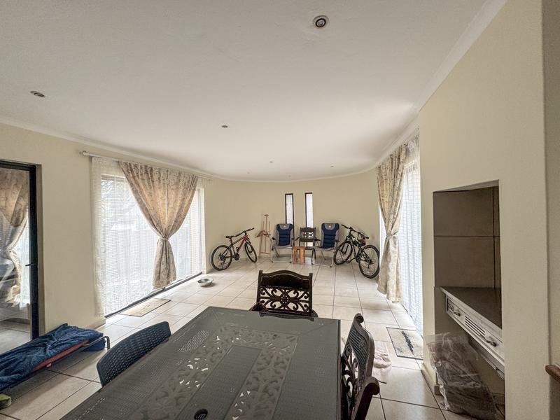 3 Bedroom Property for Sale in Midstream Estate Gauteng