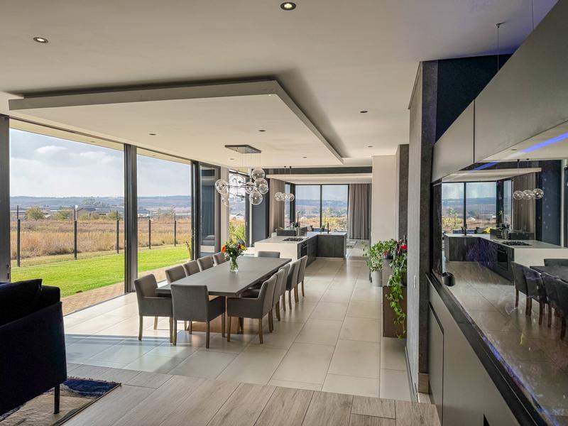 4 Bedroom Property for Sale in Midstream Ridge Gauteng