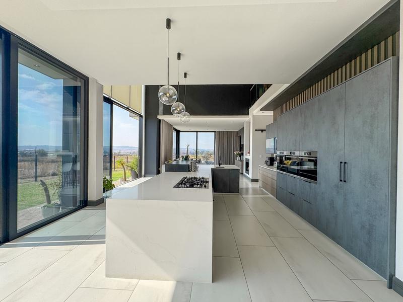 4 Bedroom Property for Sale in Midstream Ridge Gauteng
